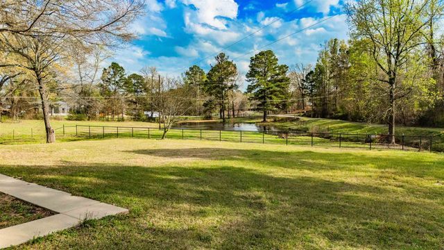 433 English Lane, Longview, TX 75605