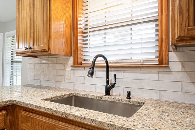 433 English Lane, Longview, TX 75605