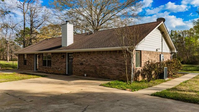 433 English Lane, Longview, TX 75605