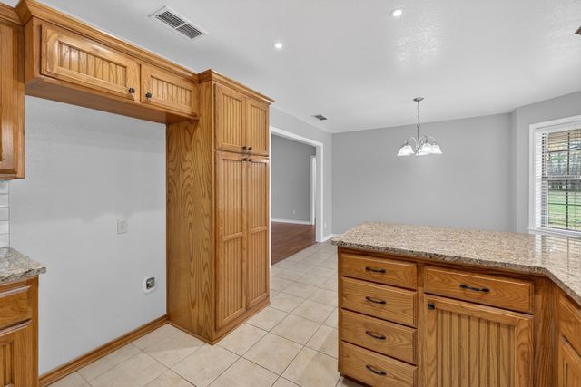 433 English Lane, Longview, TX 75605