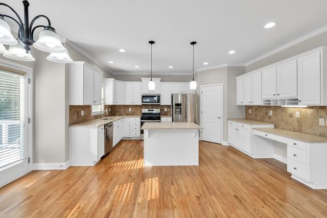 3634 Lost Oak Drive, Buford, GA 30519