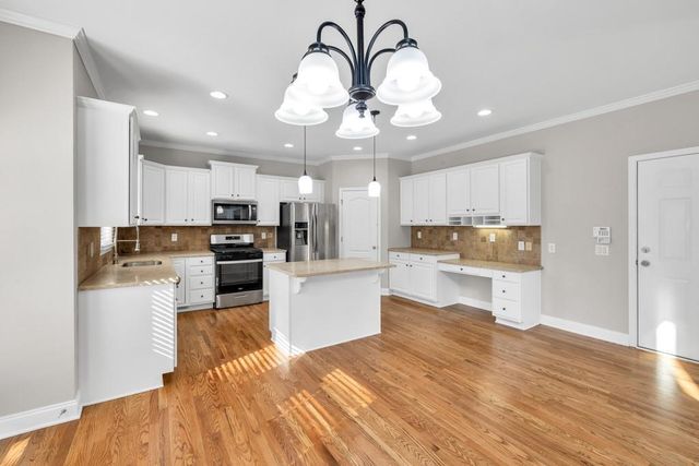 3634 Lost Oak Drive, Buford, GA 30519