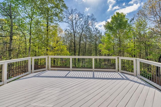3634 Lost Oak Drive, Buford, GA 30519