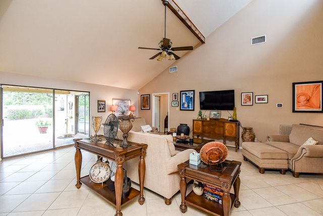 3830 E Creek Club Drive, Missouri City, TX 77459