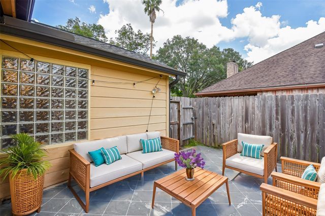 3830 E Creek Club Drive, Missouri City, TX 77459