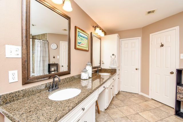 3830 E Creek Club Drive, Missouri City, TX 77459