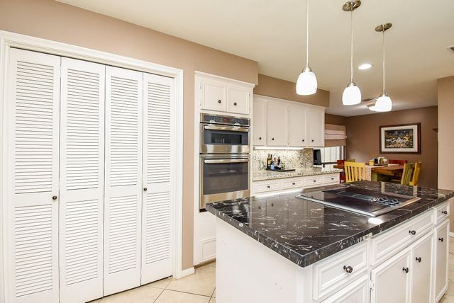 3830 E Creek Club Drive, Missouri City, TX 77459