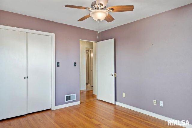 2104 N 6TH Street, Springfield, IL 62702