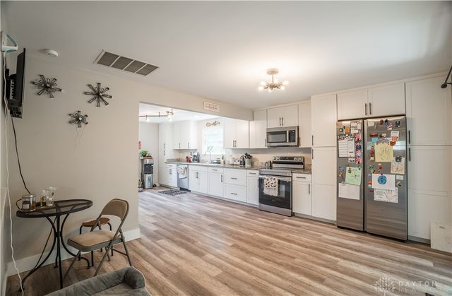 5223 Hahn Avenue, Fairborn, OH 45324