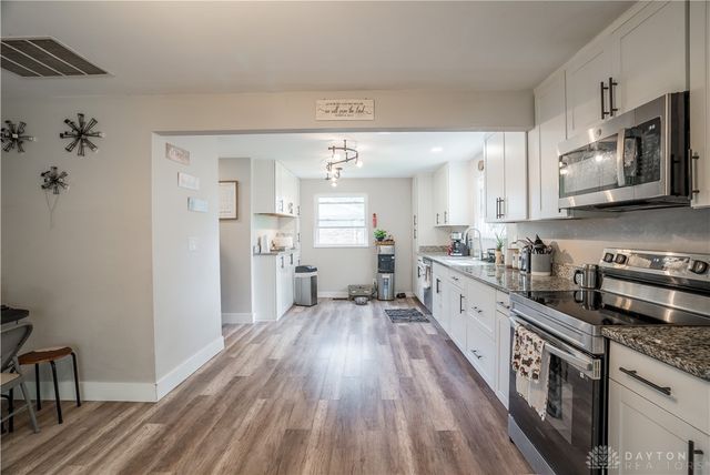 5223 Hahn Avenue, Fairborn, OH 45324
