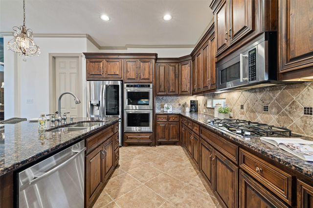 4105 Vail DV, Austin, TX 78738