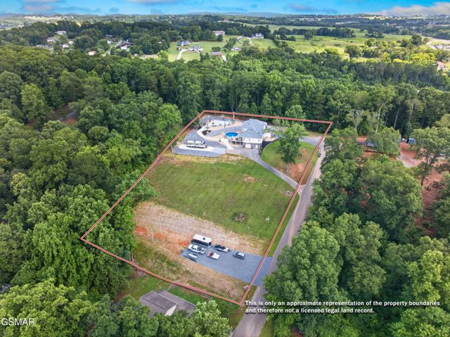 917 Crickett Drive, Dandridge, TN 37725
