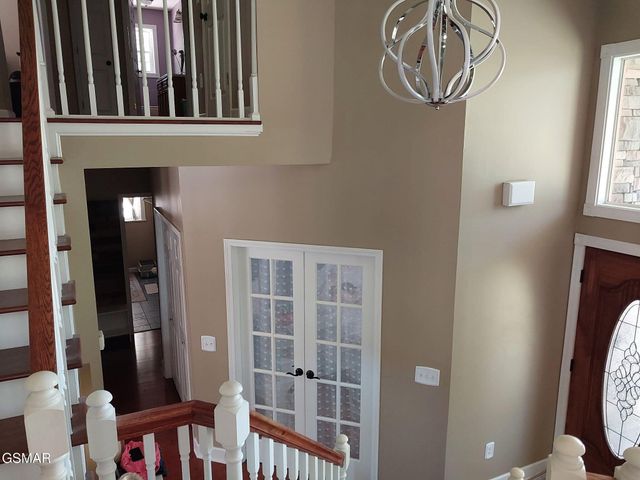 917 Crickett Drive, Dandridge, TN 37725