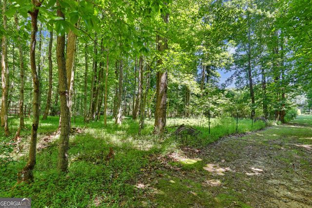 422 Fair Valley Road, Demorest, GA 30535