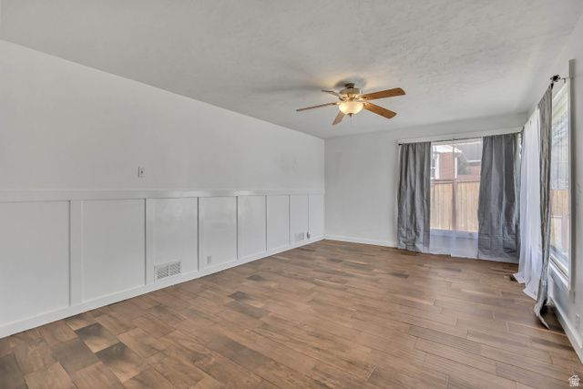 135 N MAIN ST, Pleasant Grove, UT 84062