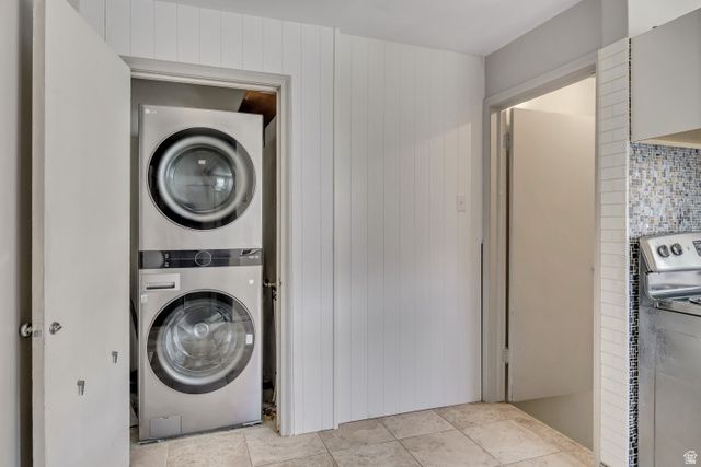 135 N MAIN ST, Pleasant Grove, UT 84062