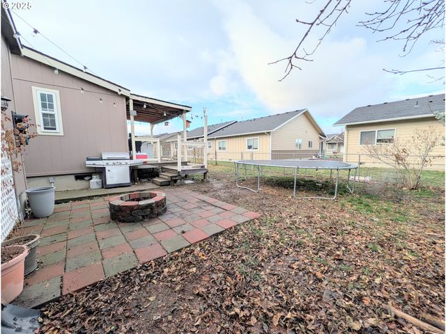 2209 TERRA LEA Ct, La Grande, OR 97850