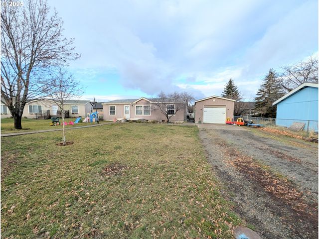 2209 TERRA LEA Ct, La Grande, OR 97850