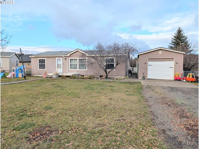 2209 TERRA LEA Ct, La Grande, OR 97850