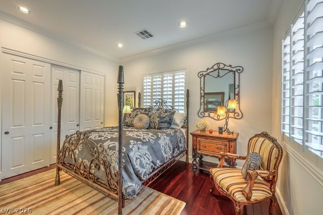 3298 Dove Run Creek Drive, Las Vegas, NV 89135