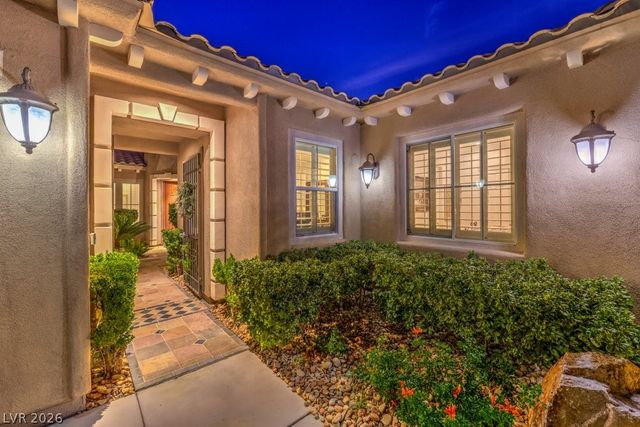 3298 Dove Run Creek Drive, Las Vegas, NV 89135