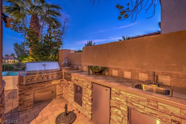 3298 Dove Run Creek Drive, Las Vegas, NV 89135