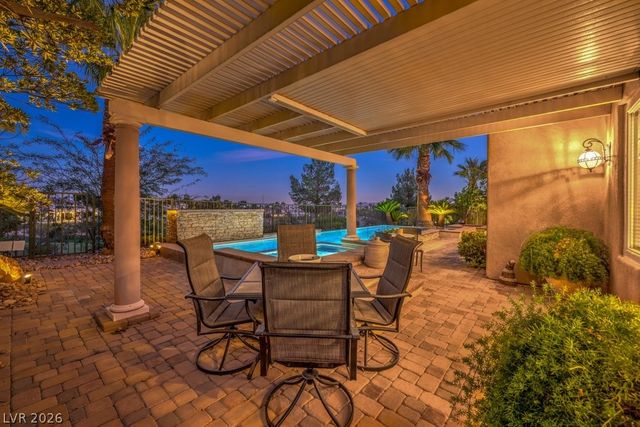 3298 Dove Run Creek Drive, Las Vegas, NV 89135