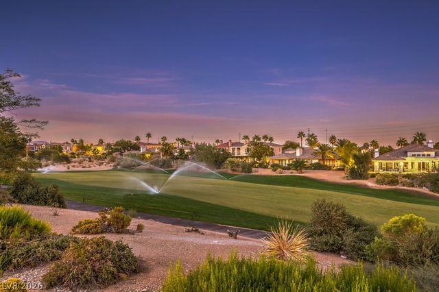 3298 Dove Run Creek Drive, Las Vegas, NV 89135