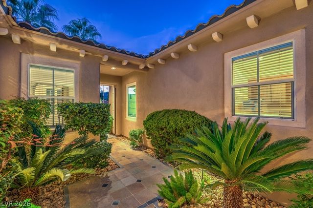 3298 Dove Run Creek Drive, Las Vegas, NV 89135