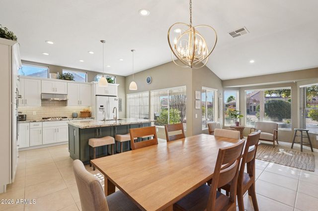 14617 W LAS BRIZAS Lane, Sun City West, AZ 85375