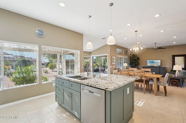 14617 W LAS BRIZAS Lane, Sun City West, AZ 85375