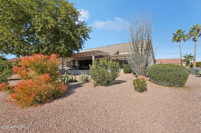 14617 W LAS BRIZAS Lane, Sun City West, AZ 85375