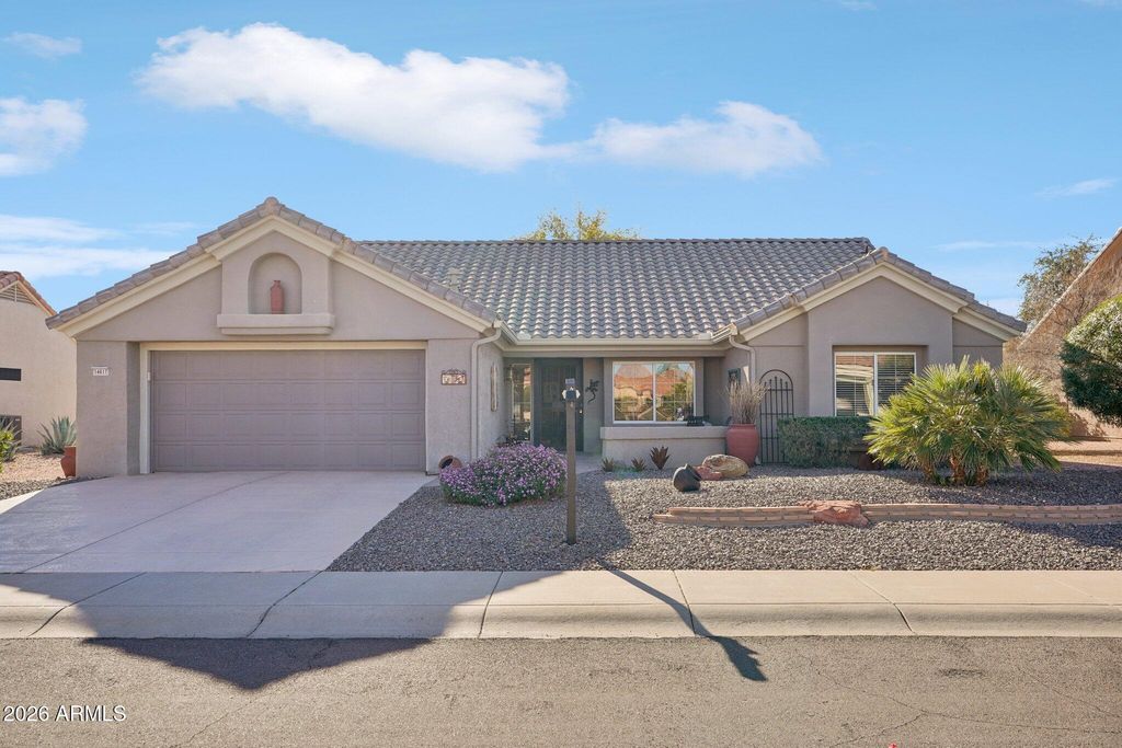 14617 W LAS BRIZAS Lane, Sun City West, AZ 85375