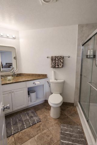 3051 GOLDEN OAK Way, Spring Valley, CA 91978