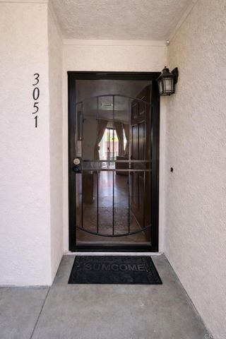 3051 GOLDEN OAK Way, Spring Valley, CA 91978