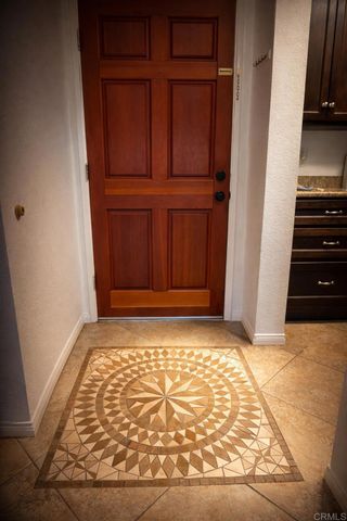 3051 GOLDEN OAK Way, Spring Valley, CA 91978