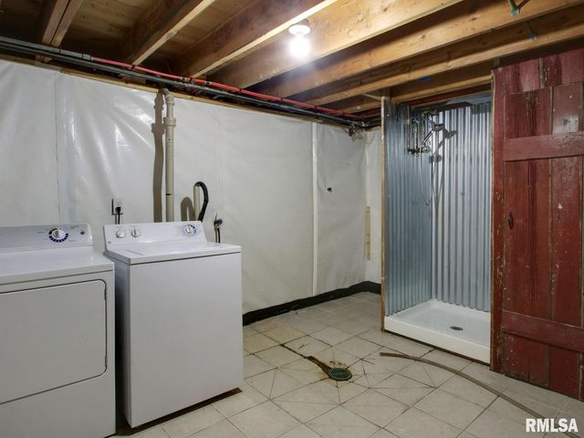 916 N 36TH Street, Quincy, IL 62301