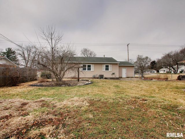 916 N 36TH Street, Quincy, IL 62301