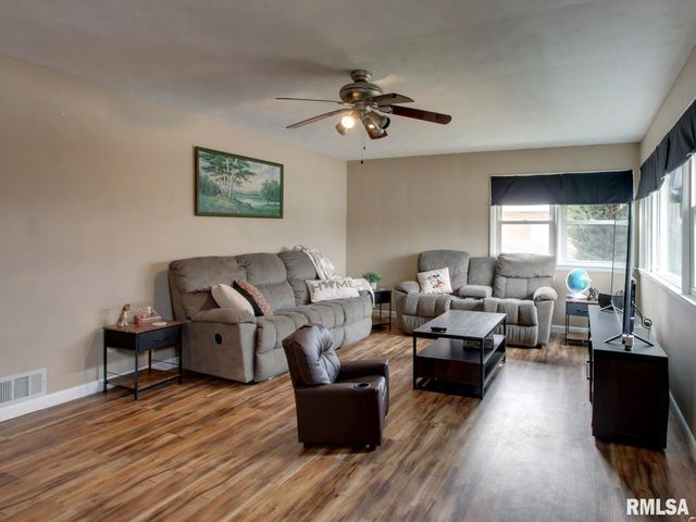 916 N 36TH Street, Quincy, IL 62301