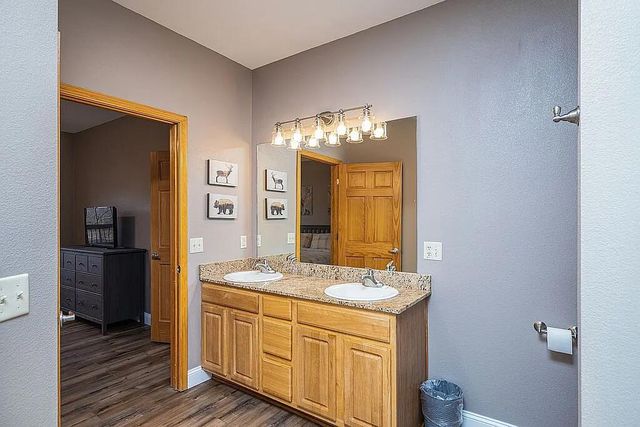 80 Celebration Cove Circle, Branson, MO 65616