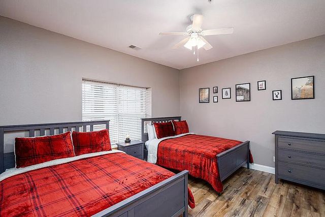 80 Celebration Cove Circle, Branson, MO 65616