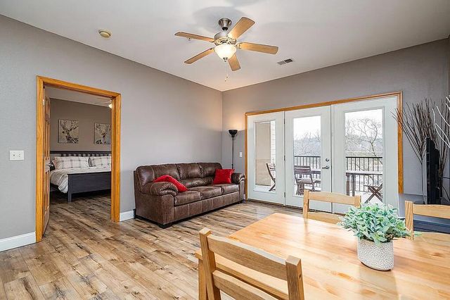 80 Celebration Cove Circle, Branson, MO 65616