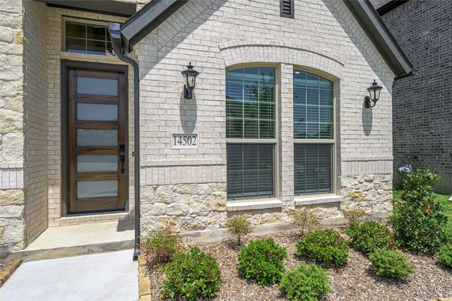 14557 Herschel Street, Pilot Point, TX 75009