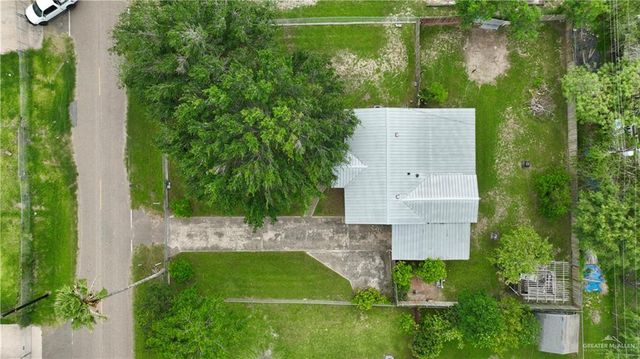 401 Walter Wagers Street, Weslaco, TX 78599