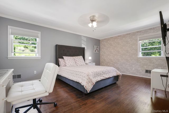 12 Pelham Avenue, Nanuet, NY 10954