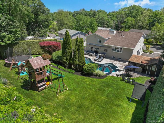 12 Pelham Avenue, Nanuet, NY 10954