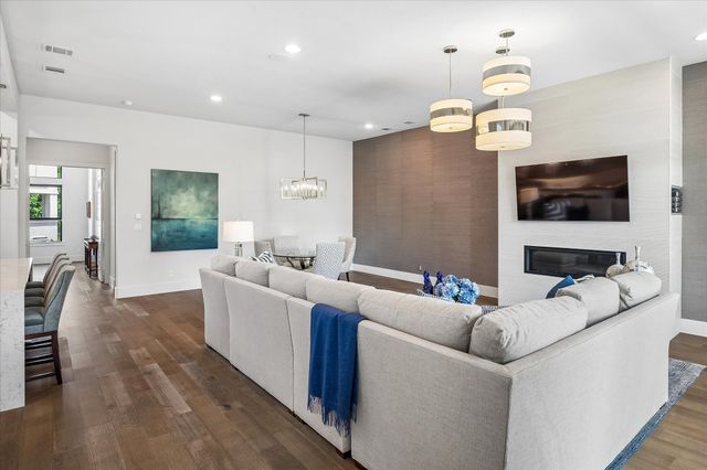 6121 Echelon Way, Plano, TX 75024