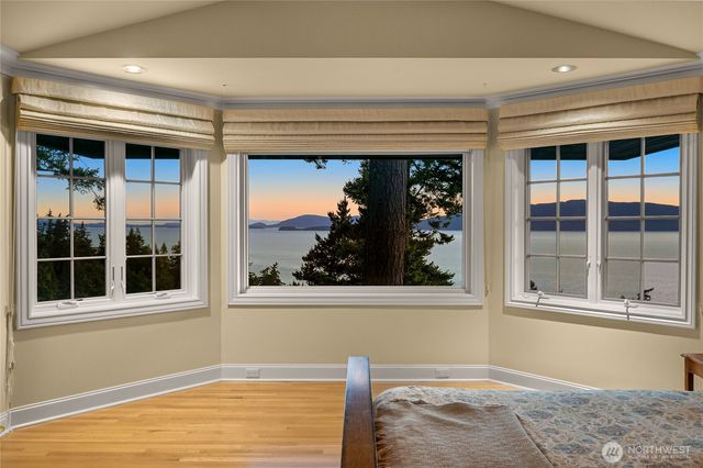 420 S Clarkwood Drive, Bellingham, WA 98225