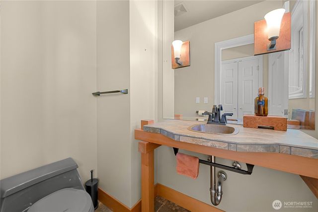 420 S Clarkwood Drive, Bellingham, WA 98225