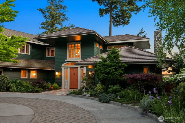 420 S Clarkwood Drive, Bellingham, WA 98225